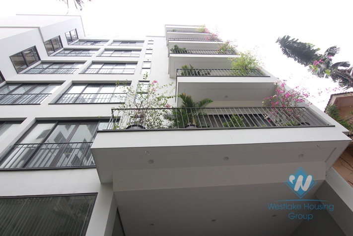 Modern apartment with one bedroom for rent in Tay Ho street, Hanoi